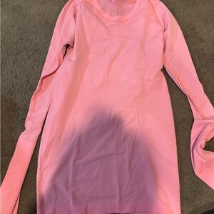 Lululemon Run Swiftly Light Pink Seamless Long Sleeve Top size 6